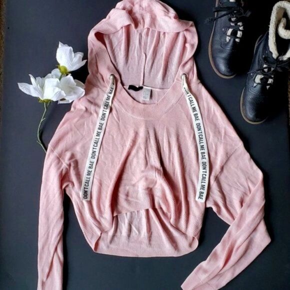 💍Divided Pink Lightweight Hooded Crop Sweater - Picture 1 of 8